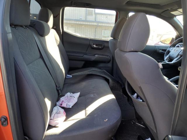 5TFDZ5BN5GX010103 - 2016 TOYOTA TACOMA DOUBLE CAB ORANGE photo 10