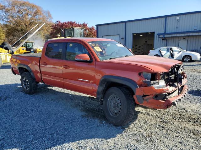 5TFDZ5BN5GX010103 - 2016 TOYOTA TACOMA DOUBLE CAB ORANGE photo 4