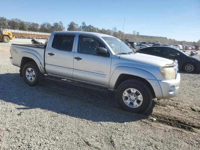 5TELU42N86Z272869 - 2006 TOYOTA TACOMA DOUBLE CAB 银色 照片 4