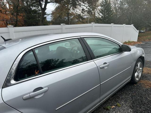 1G1ZA5EU7BF192569 - 2011 CHEVROLET MALIBU LS SILVER photo 4