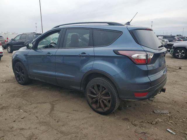 1FMCU0GD7JUC18615 - 2018 FORD ESCAPE SE BLUE photo 2