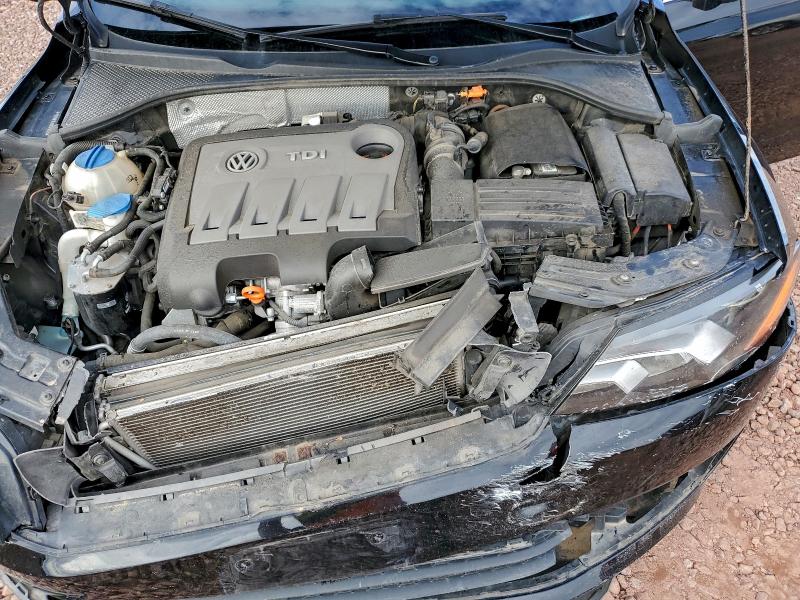 1VWBN7A33DC074025 - 2013 VOLKSWAGEN PASSAT SE 黑色 照片 11