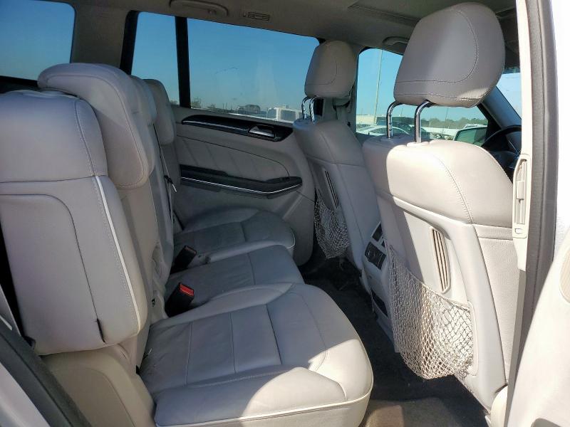 4JGDF7CE5DA167952 - 2013 MERCEDES-BENZ GL 450 4MATIC SILVER photo 11