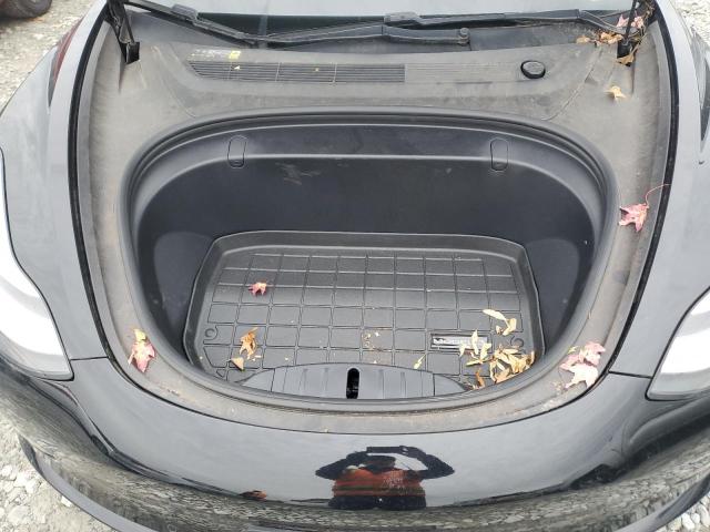 5YJ3E1EB7JF068166 - 2018 TESLA MODEL 3 BLACK photo 11