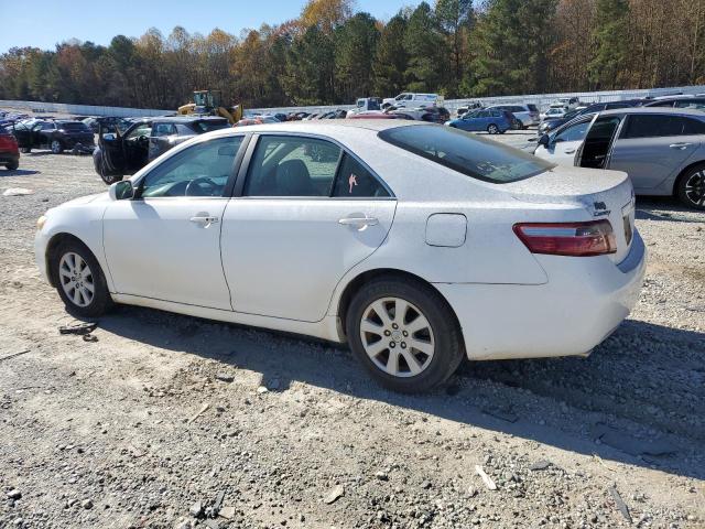 4T1BK46K97U554395 - 2007 TOYOTA CAMRY LE WHITE photo 2