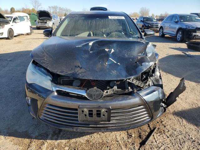 4T1BF1FK8HU668098 - 2017 TOYOTA CAMRY LE GRAY photo 5