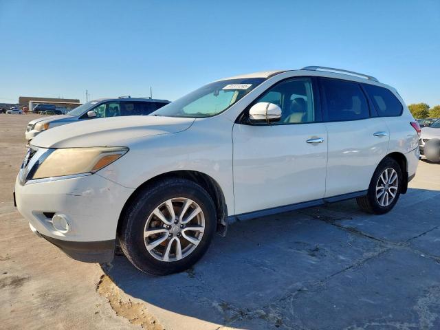 2016 NISSAN PATHFINDER S, 