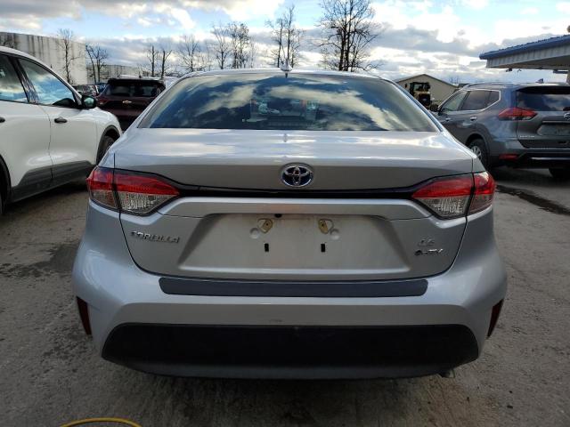 JTDBDMHE3SJ012175 - 2025 TOYOTA COROLLA LE ვერცხლისფერი ფოტო 6