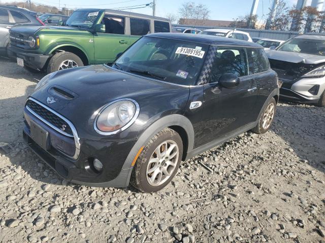 2015 MINI COOPER S, 