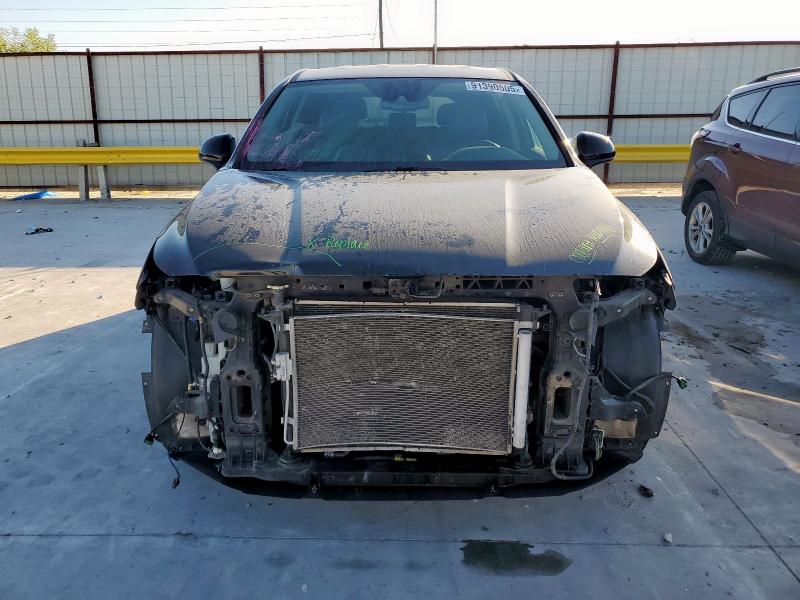 5NMS3CAD1KH037404 - 2019 HYUNDAI SANTA FE SEL Negro foto 5