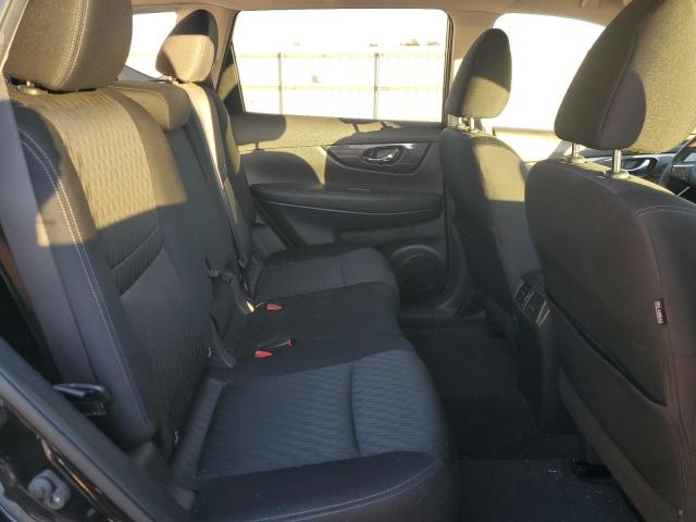 KNMAT2MT9JP599713 - 2018 NISSAN ROGUE S შავი ფოტო 11