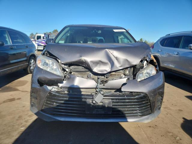 5TDJZ3DC9KS225338 - 2019 TOYOTA SIENNA LE ნაცრისფერი ფოტო 5