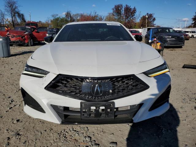 19UUB5F53PA006330 - 2023 ACURA TLX TECH A WHITE photo 5
