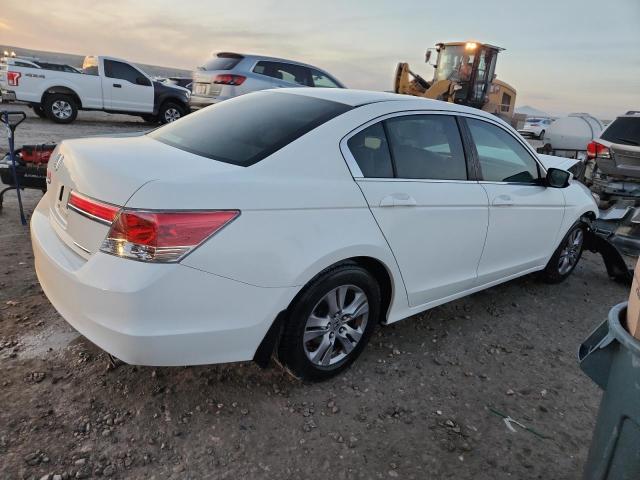1HGCP2F64BA142527 - 2011 HONDA ACCORD SE WHITE photo 3
