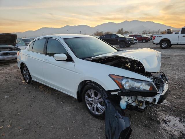 1HGCP2F64BA142527 - 2011 HONDA ACCORD SE WHITE photo 4