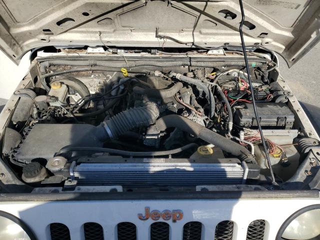 1J4BZ3H16AL178728 - 2010 JEEP WRANGLER U SPORT WHITE photo 11