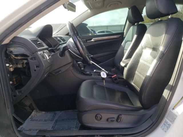 1VWBA7A35JC015646 - 2018 VOLKSWAGEN PASSAT SE WHITE photo 7