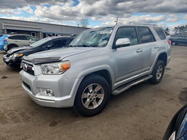 2011 TOYOTA 4RUNNER SR5, 