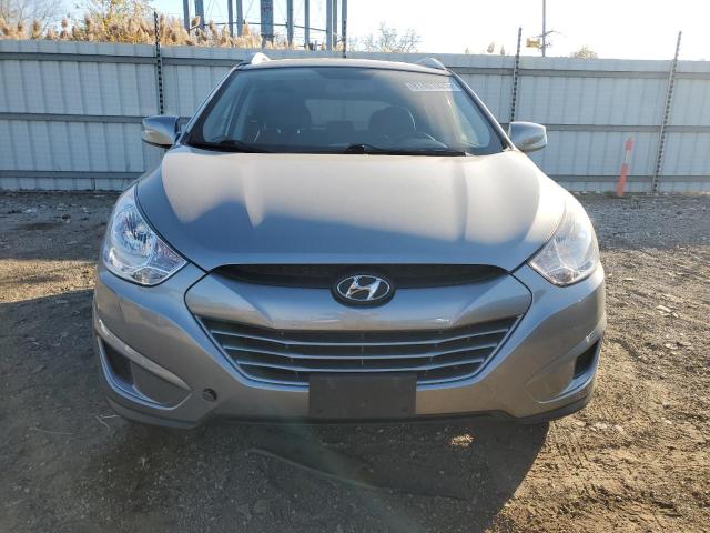 KM8JU3AC1BU277637 - 2011 HYUNDAI TUCSON GLS فضي صورة 5