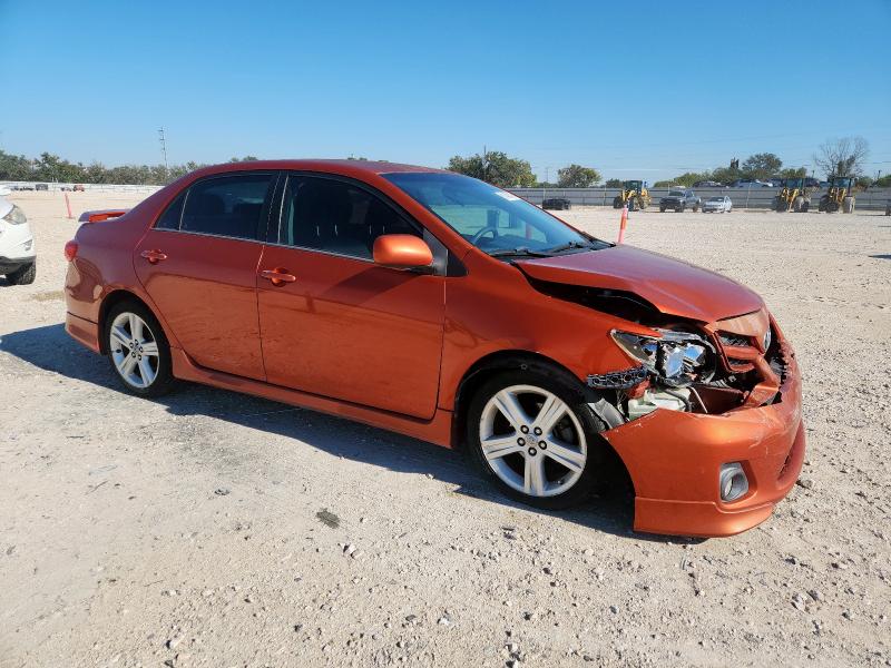 2T1BU4EE8DC065604 - 2013 TOYOTA COROLLA BASE Նարնջագույն լուսանկար 4