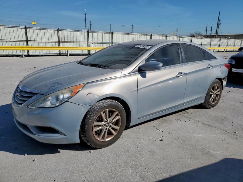 2012 HYUNDAI SONATA GLS, 