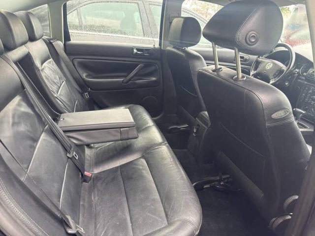 WVWPD63B03P253883 - 2003 VOLKSWAGEN PASSAT GLS BLACK photo 6