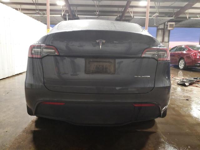 7SAYGDEE8PF796361 - 2023 TESLA MODEL Y GRAY photo 6