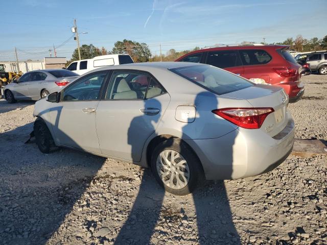 2T1BURHE8HC925936 - 2017 TOYOTA COROLLA L SILVER photo 2