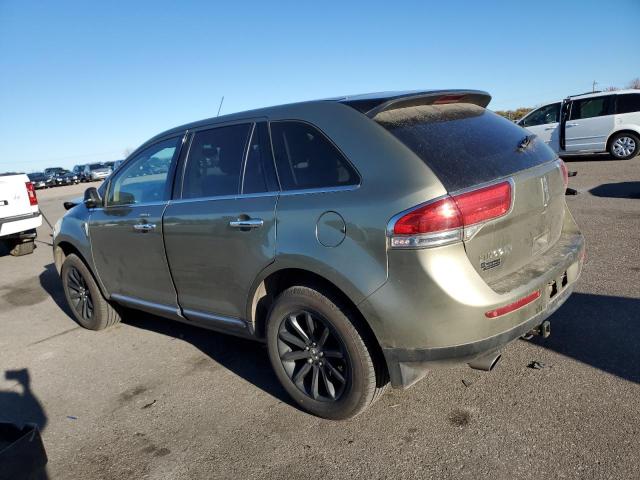 2LMDJ8JK9DBL01092 - 2013 LINCOLN MKX GREEN photo 2