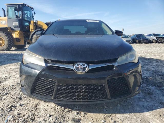 4T1BF1FK9FU939702 - 2015 TOYOTA CAMRY LE 灰色 照片 5