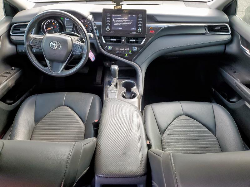 4T1G11AK2RU232022 - 2024 TOYOTA CAMRY SE NIGHT SHADE SILVER photo 8