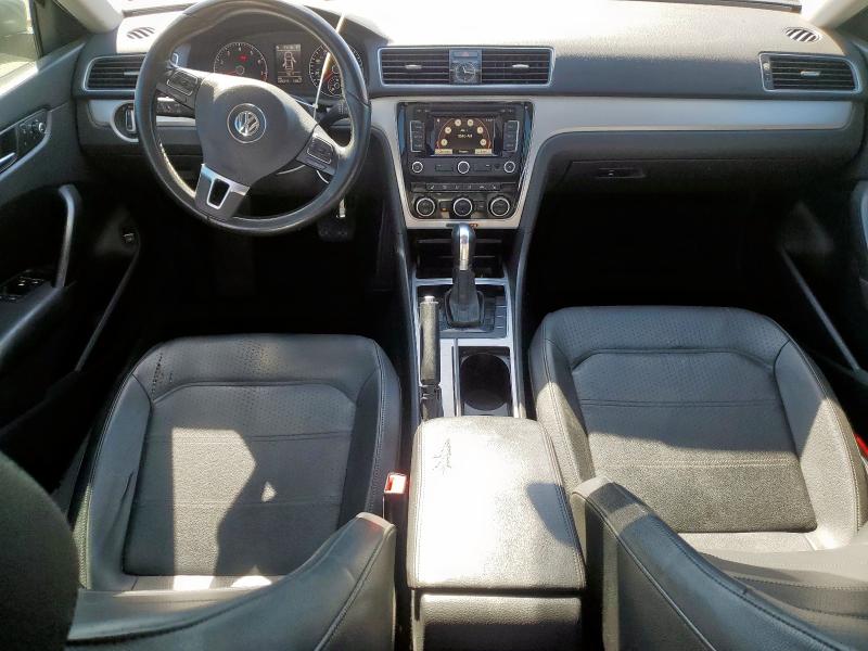 1VWBH7A33CC088691 - 2012 VOLKSWAGEN PASSAT SE SILVER photo 8