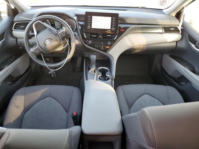 4T1R11AK5PU147424 - 2023 TOYOTA CAMRY LE WHITE photo 8