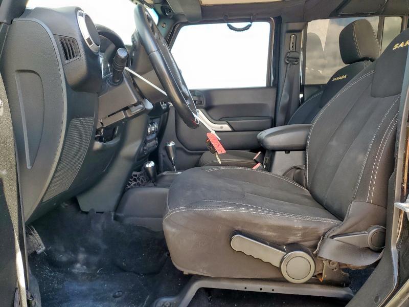 1C4HJWEGXFL624906 - 2015 JEEP WRANGLER U SAHARA Siyah fotoğraf 7