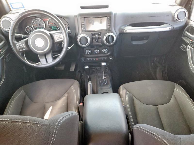 1C4HJWEGXFL624906 - 2015 JEEP WRANGLER U SAHARA Siyah fotoğraf 8