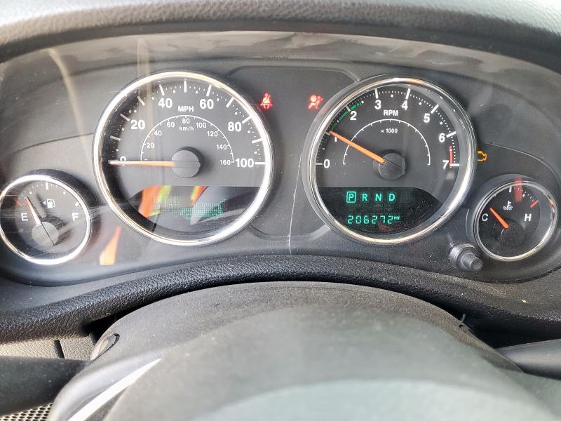 1C4HJWEGXFL624906 - 2015 JEEP WRANGLER U SAHARA Siyah fotoğraf 9