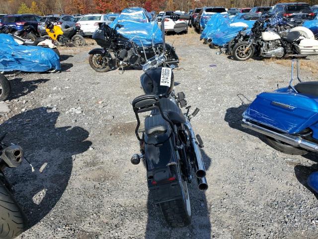 1HD1BVJ11MB017059 - 2021 HARLEY-DAVIDSON FXST შავი ფოტო 4