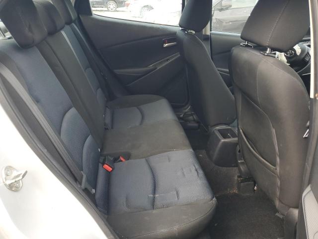 3MYDLBYV8KY516346 - 2019 TOYOTA YARIS L SILVER photo 10