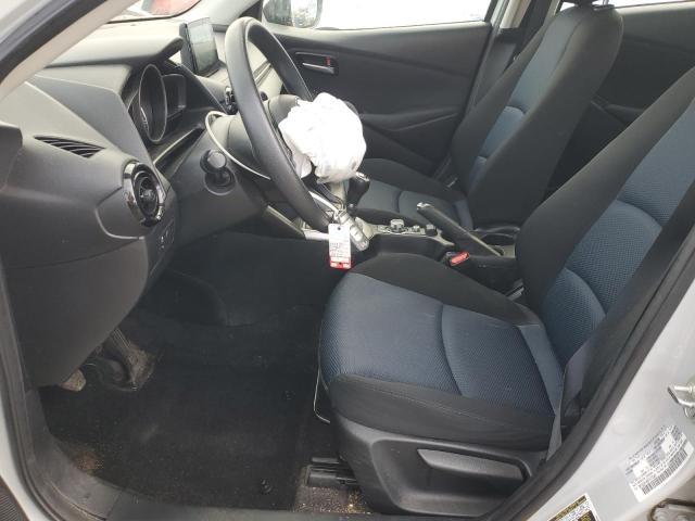 3MYDLBYV8KY516346 - 2019 TOYOTA YARIS L SILVER photo 7