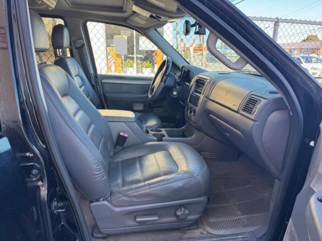 1FMZU73K53UC01550 - 2003 FORD EXPLORER XLT შავი ფოტო 5
