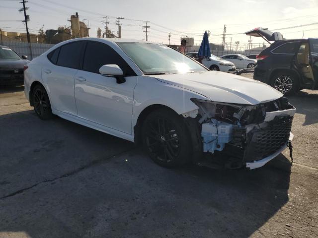 4T1DAACK9SU102485 - 2025 TOYOTA CAMRY XSE 白色 照片 4