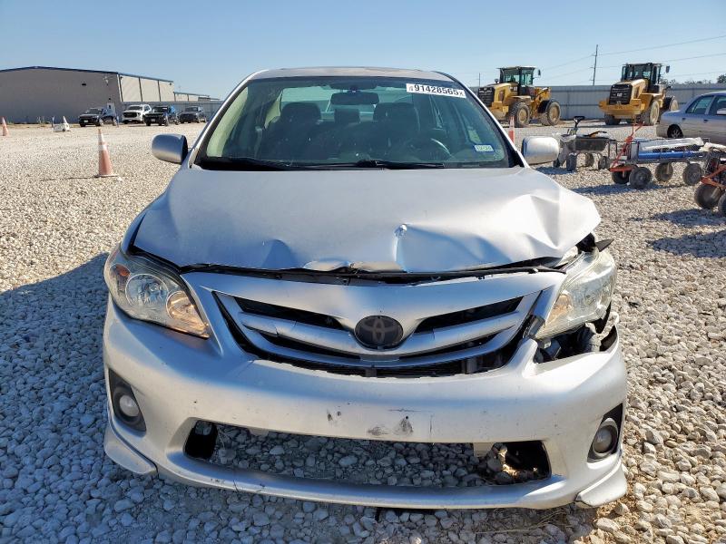 5YFBU4EE9CP041844 - 2012 TOYOTA COROLLA BASE 银色 照片 5