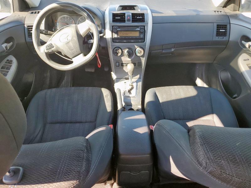 5YFBU4EE9CP041844 - 2012 TOYOTA COROLLA BASE 银色 照片 8