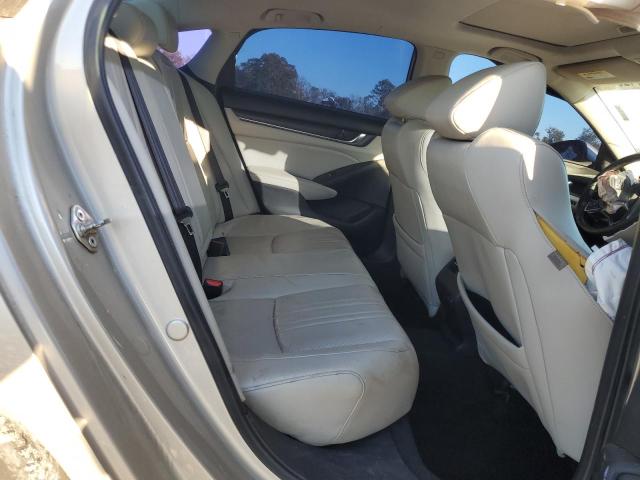 1HGCV1F98JA101598 - 2018 HONDA ACCORD TOURING TAN photo 10