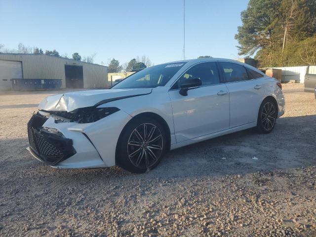 2019 TOYOTA AVALON XLE, 