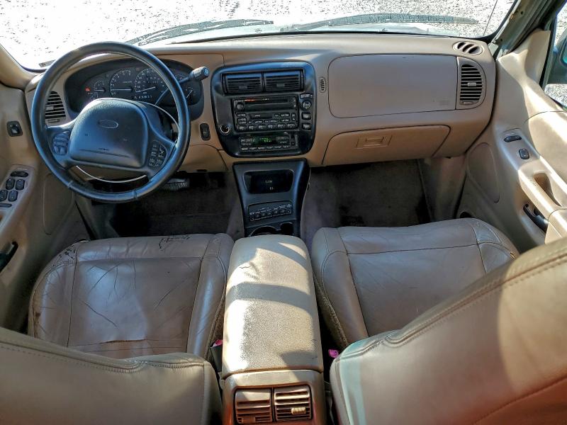 1FMZU35PXXZB17928 - 1999 FORD EXPLORER მწვანე ფოტო 8