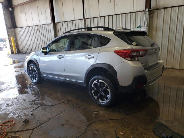 JF2GTAEC5M8231709 - 2021 SUBARU CROSSTREK PREMIUM SILVER photo 2