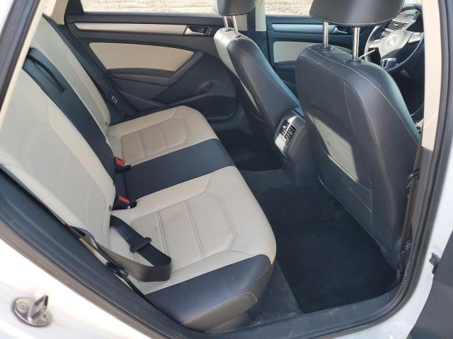 1VWBT7A31EC091350 - 2014 VOLKSWAGEN PASSAT SE WHITE photo 10