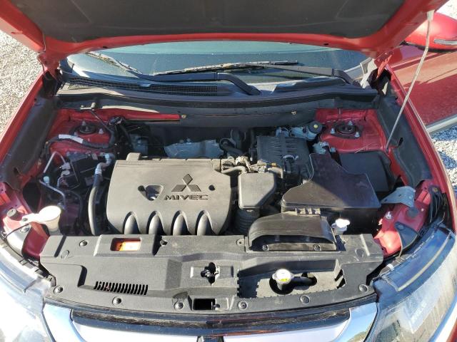 JA4AZ3A35HZ015826 - 2017 MITSUBISHI OUTLANDER SE RED photo 12