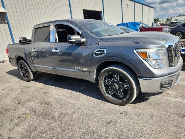 1N6AA1EK7HN527143 - 2017 NISSAN TITAN S GRAY photo 4